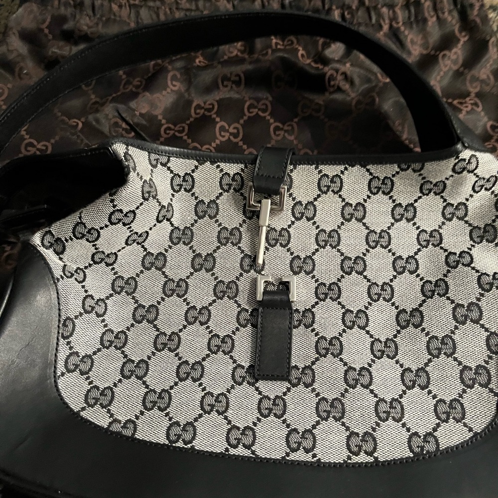Gucci shoulder Bag - Good Condition